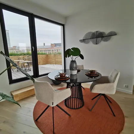 The Penthouse, Oasis Of Light And Inspiration Διαμέρισμα *